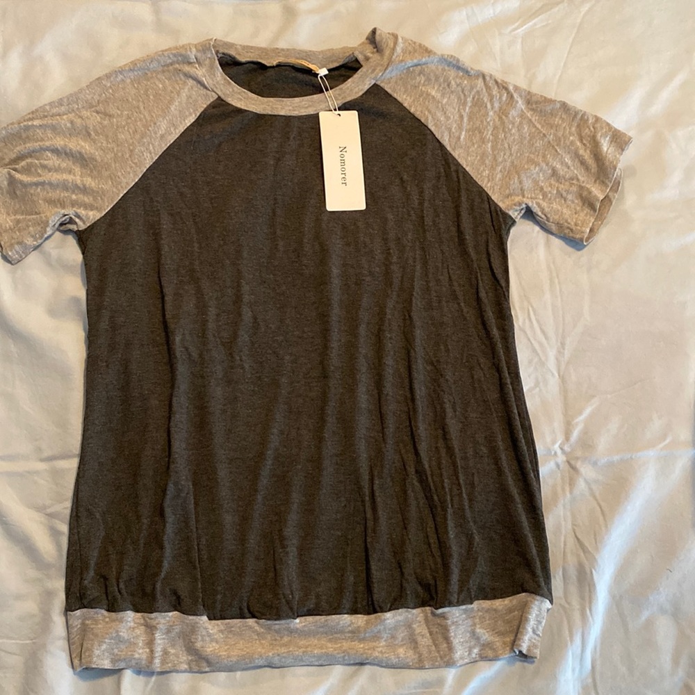 Banded bottom gray top XL